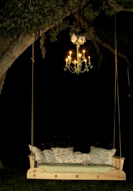 Chandelier Tree Swing, France